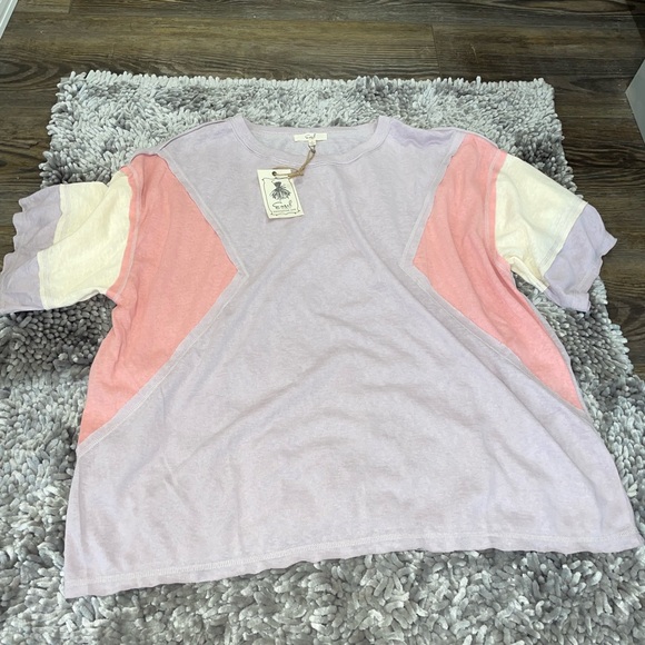 Lavender, pink and white cotton/polyester top - Picture 4 of 5